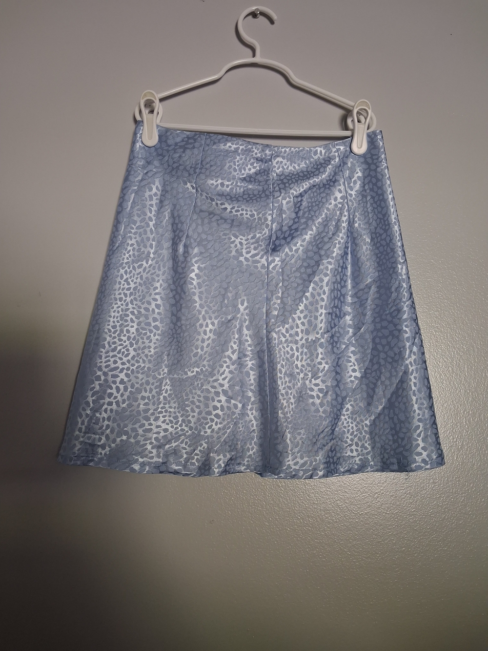 Princess Polly Baisy Hill Blue Satin Leopard Jacquard Mini Skirt Size 4